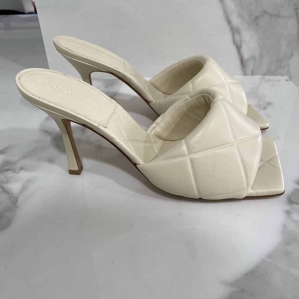 Bottega Veneta 90mm Xl Quilted Leather Slide Sea Salt - Picture 4 of 11